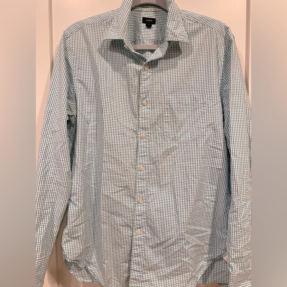 Men’s JCrew casual button down shirt. Size M.